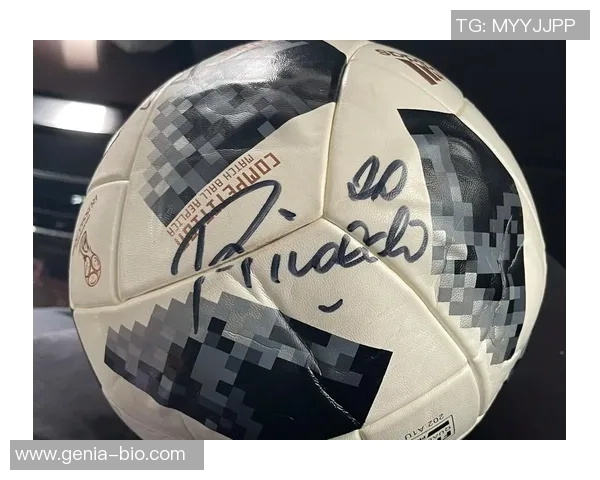 足球明星挂件玩偶，个性定制，打造专属你的球场传奇魅力