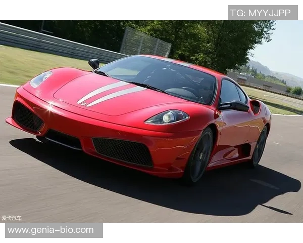 足球球星豪车盘点揭秘绿茵场巨星座驾与奢华生活方式